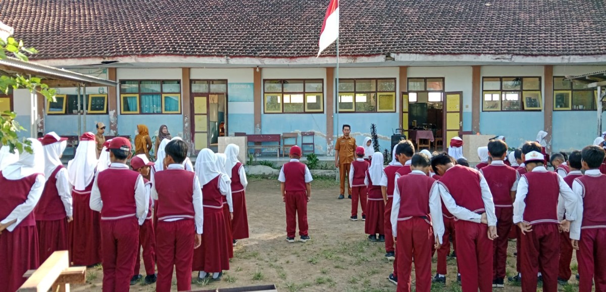 UPACARA BENDERA