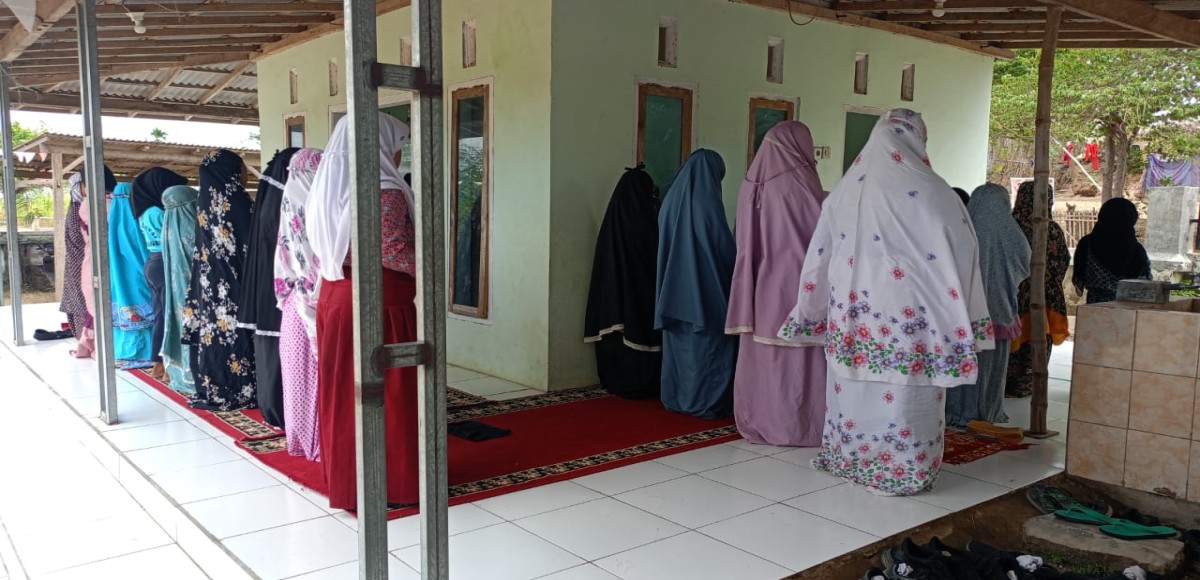 Sholat Dhuhur Berjamaah