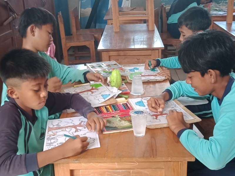 LOMBA MEWARNAI ANTAR KELAS