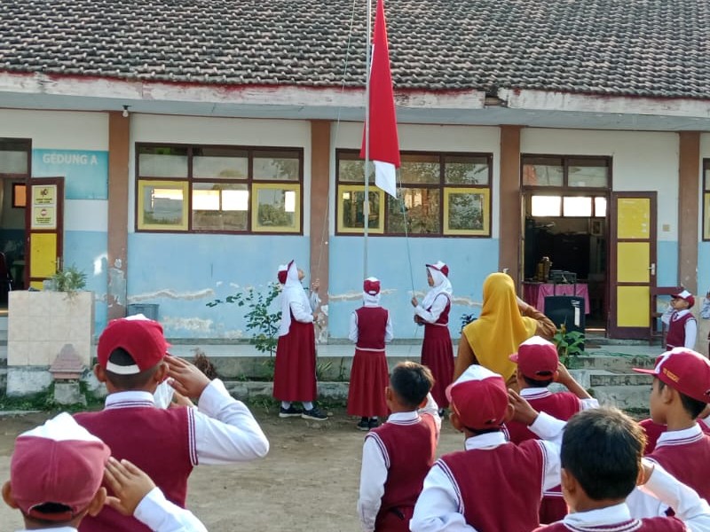 UPACARA BENDERA