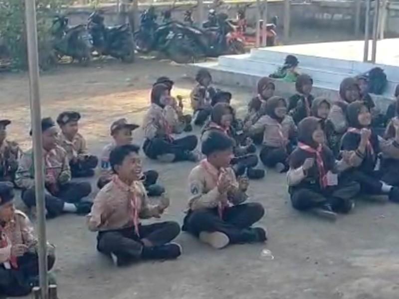 Kegiatan Ekstra Kurikuler Pramuka Penggalang