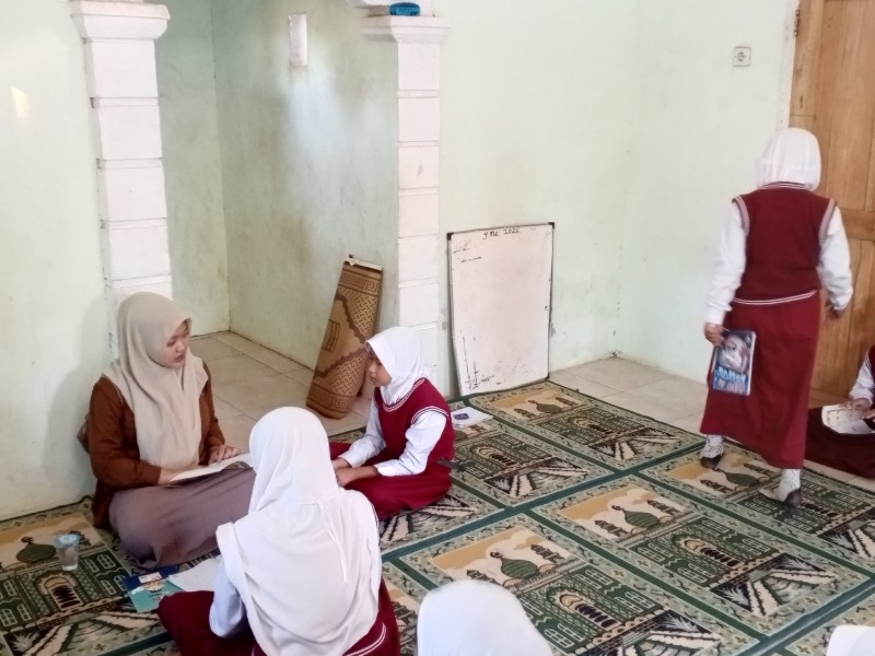 KEGIATAN EKSTRA THAFIDZ QUR'AN